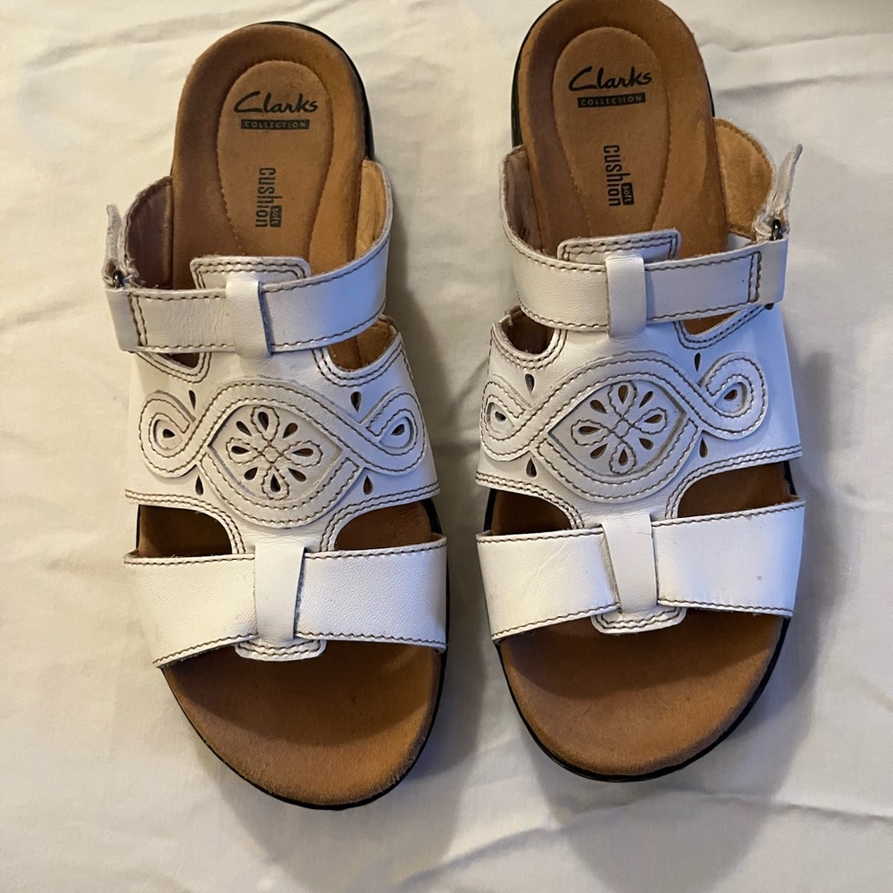 Clarks 8W